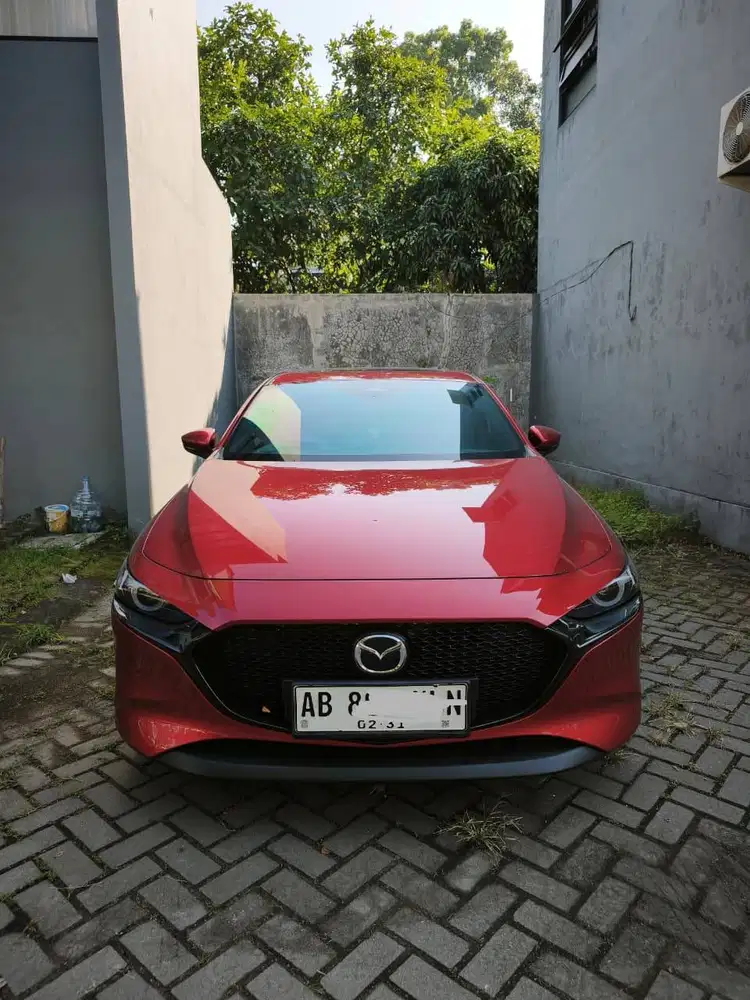 Jual Cepat Mobil MAZDA 3 Hatcback langsung tangan pertama