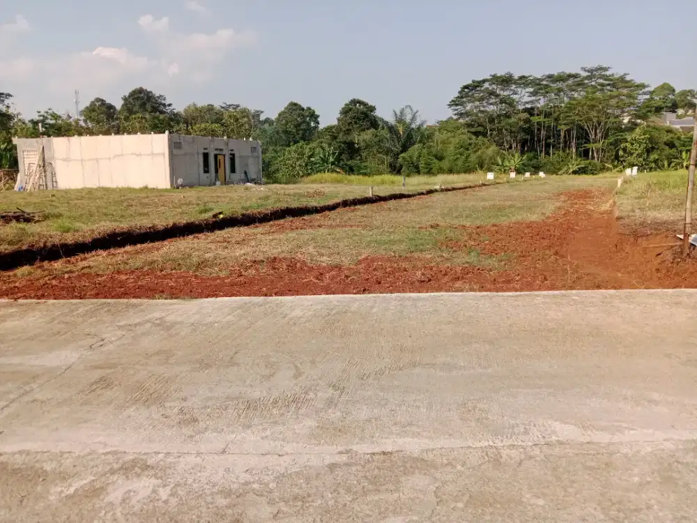 TANAH PINGGIR JALAN DEKAT KAMPUS UNNES SIAP BANGUN