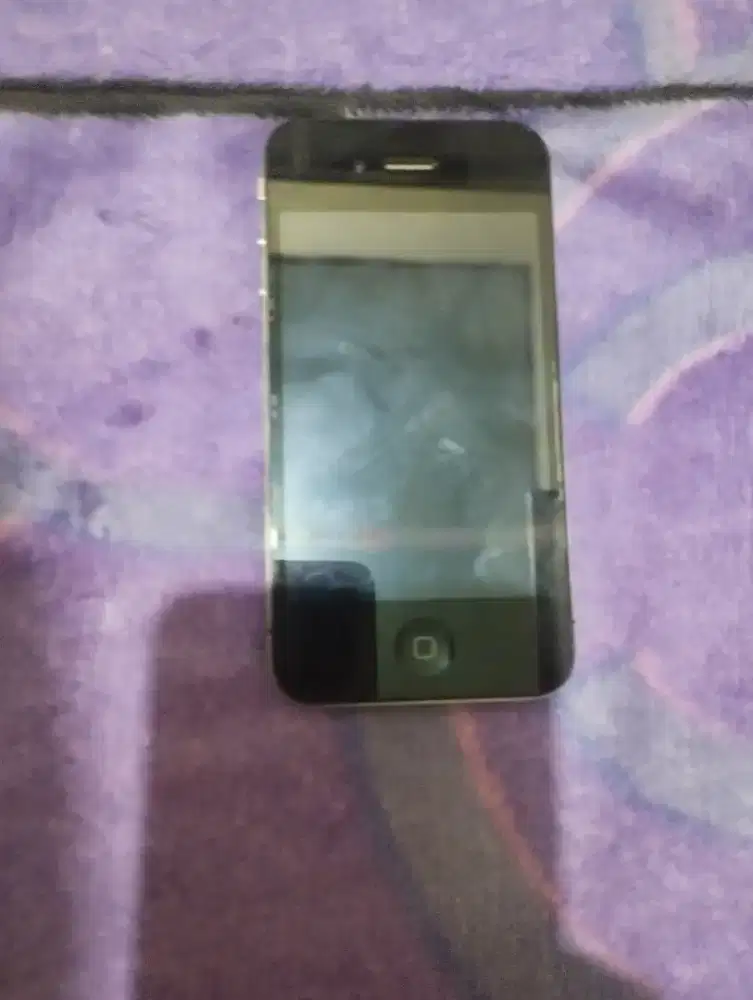 Jual hp iphone 4s