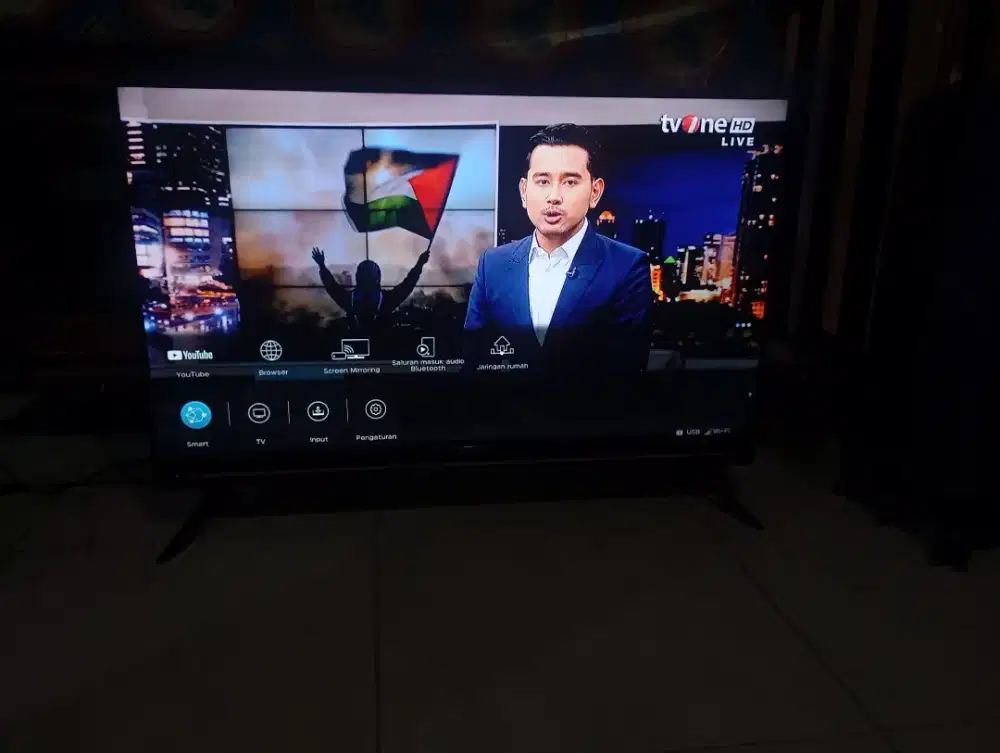 Jual tv smat di gital 40in .mrk Sharp .no minus .