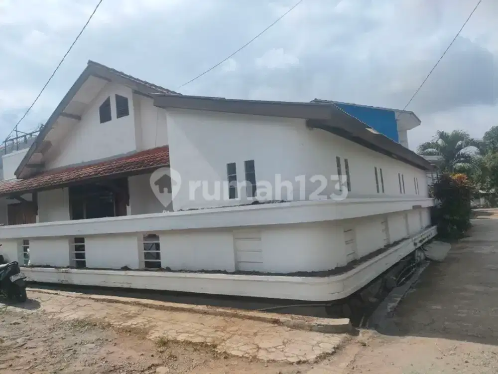 Di jual cepat rumah tki 1 blok J