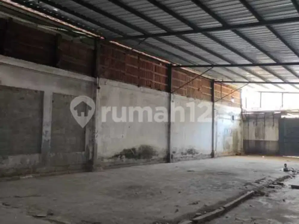 Sewa Gudang Tengah Kota Sayap Pajajaran