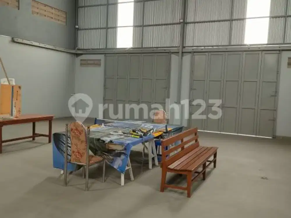 Di Jual Cepat Gudang di Tki 1