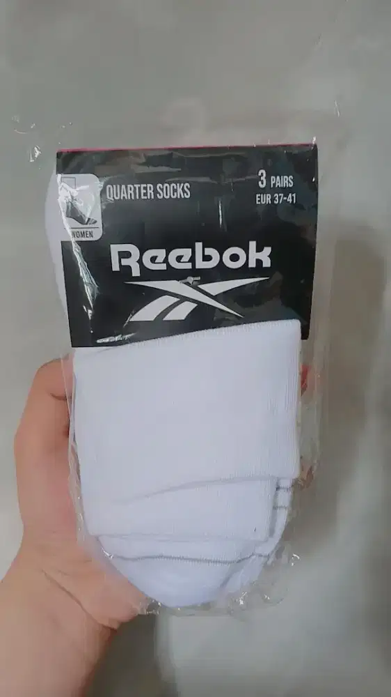 Kaos kaki reebook original