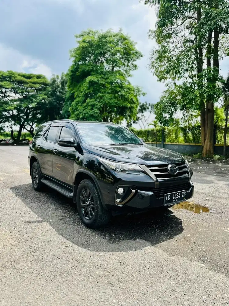 Toyota Fortuner VRZ 2018 pajero terra mux