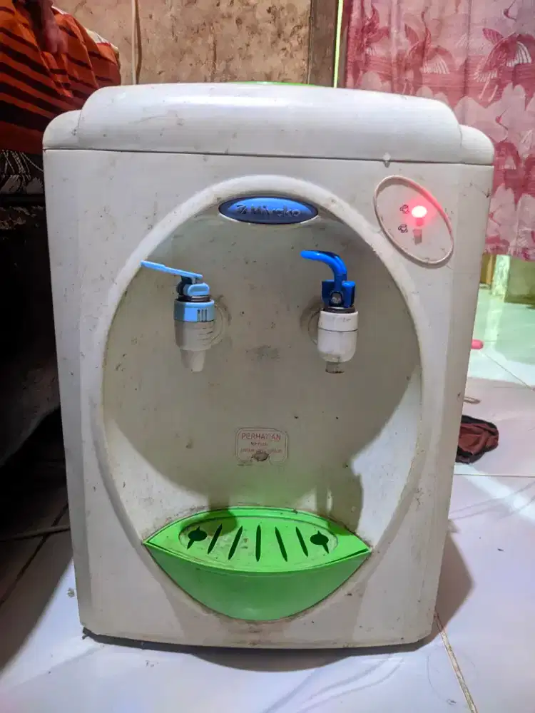 Dispenser Air Gallon Normal dan Panas