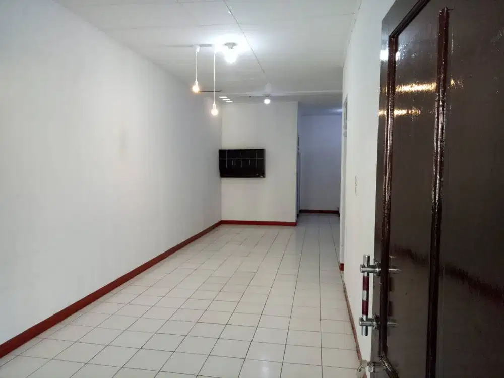 Dijual Rumah di Taman Kopo Indah Bandung Patung Kuda