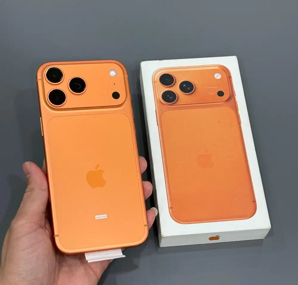 iPhone 17 Pro Max 512GB Cosmic Orange iBox like new