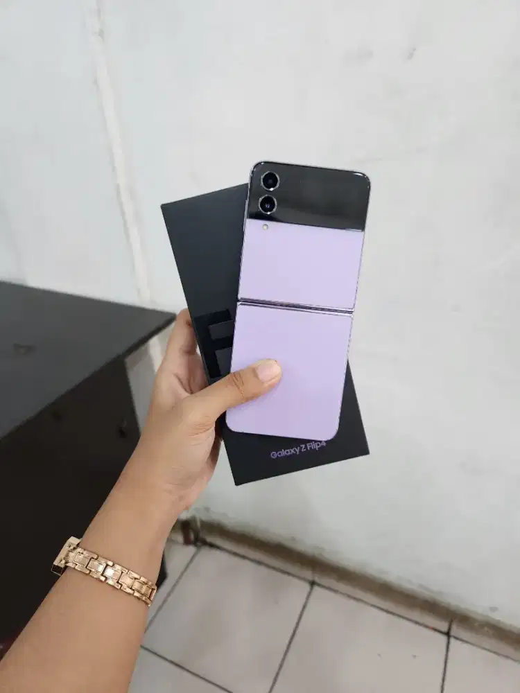 Samsung Z Flip 4 256Gb - resmi #Relax