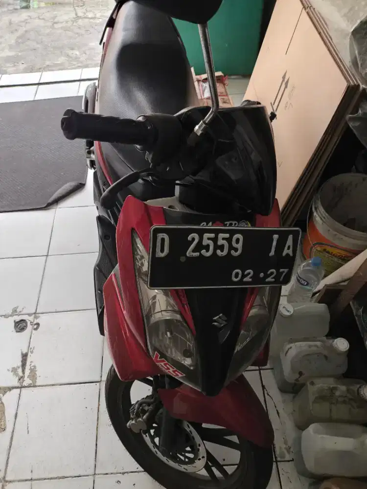 Suzuki Skywave 2011 warna Merah