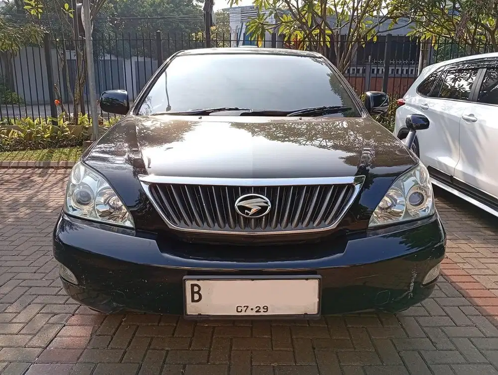 Toyota Harrier Lprem 2.4AT Bukan Innova Fortuner