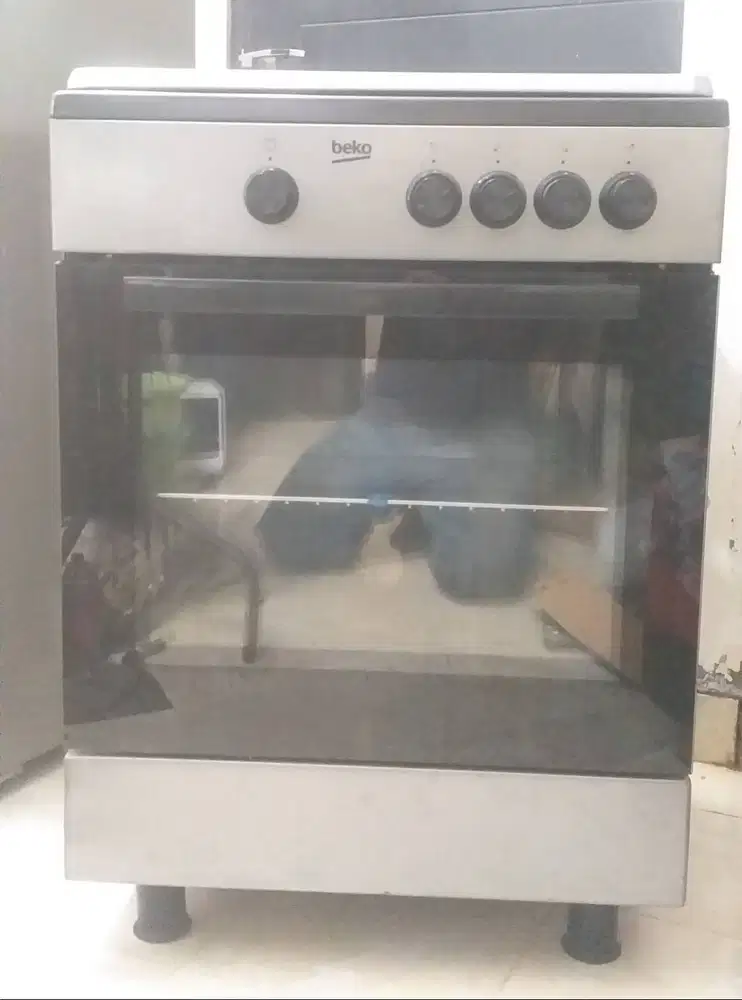 Kompor oven BEKO 4 tungku - kompor dan oven