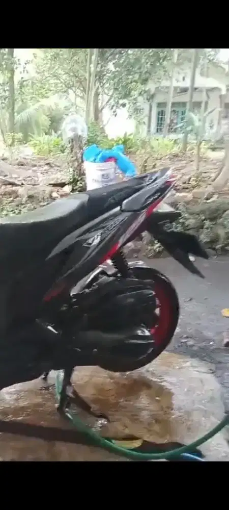 vario led 125 kzr 2014