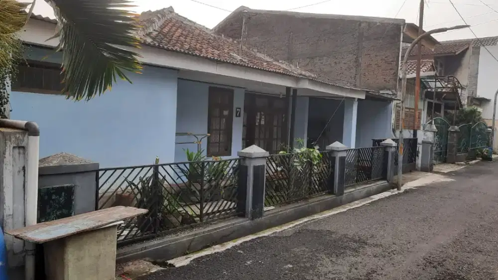 Jual Tanah dan Rumah lama
