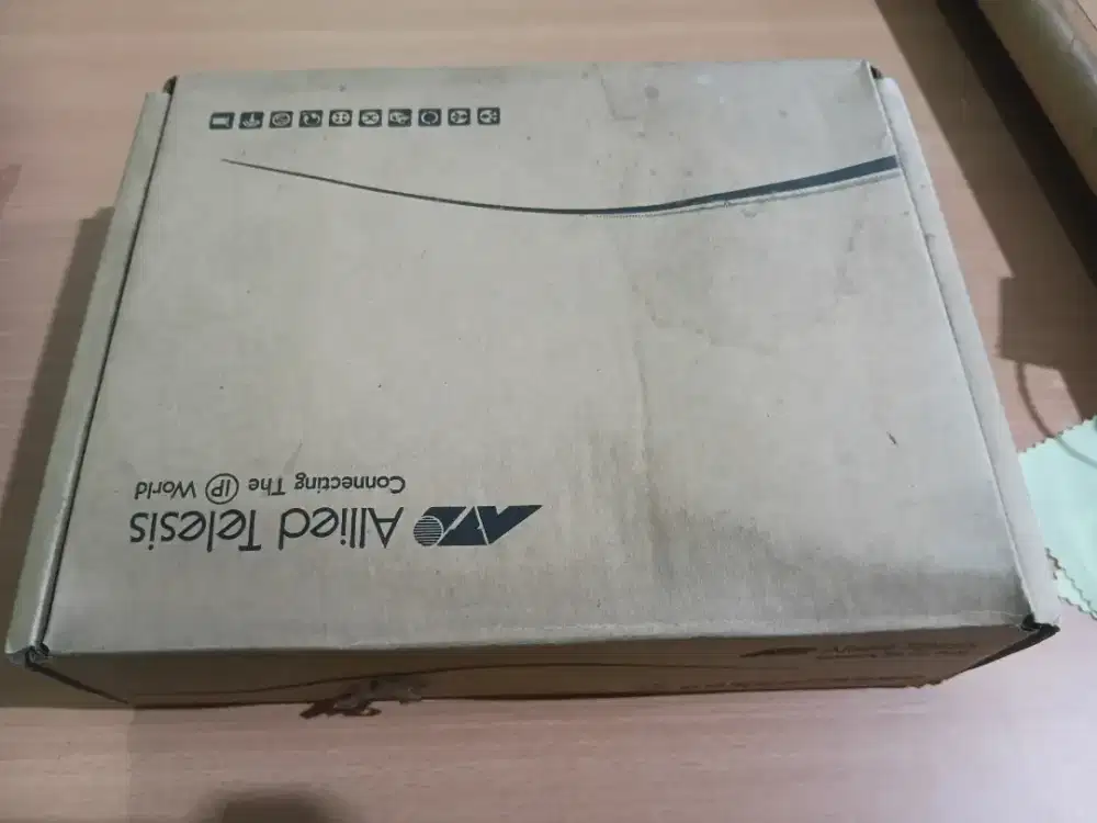 Allied telesis 16 port