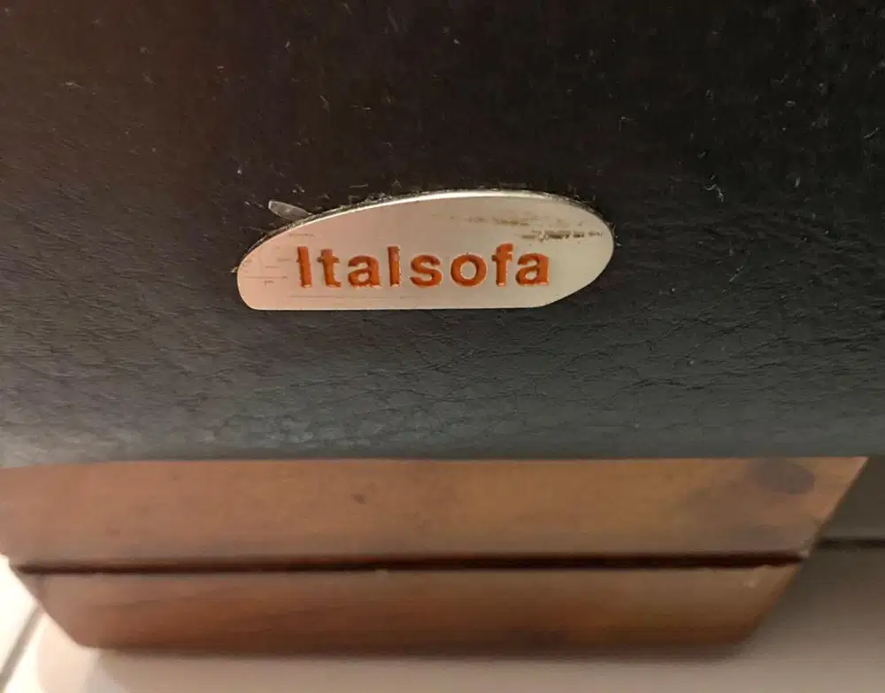 Dijual Sofa Kulit Italsofa 3 Seater