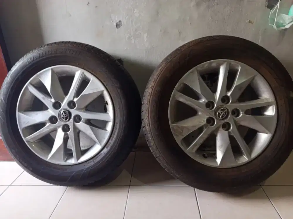 Velg + Ban Innova reborn ring 16 (1 set)
