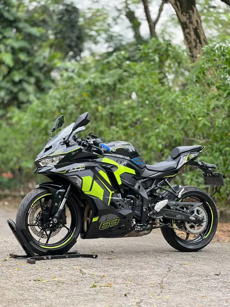 KAWASAKI ZX25R TFT NON ABS BLACK 2025 KM 1K PAJAK HIDUP SUPER GRESS