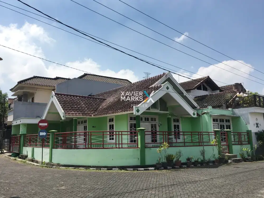 DIJUAL & DISEWAKAN RUMAH HOOK LUAS DI RIVERSIDE BLIMBING KOTA MALANG