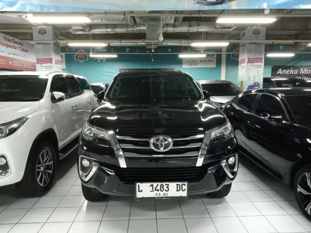 TOYOTA FORTUNER VRZ SOLAR AT 2019 HITAM METALIK