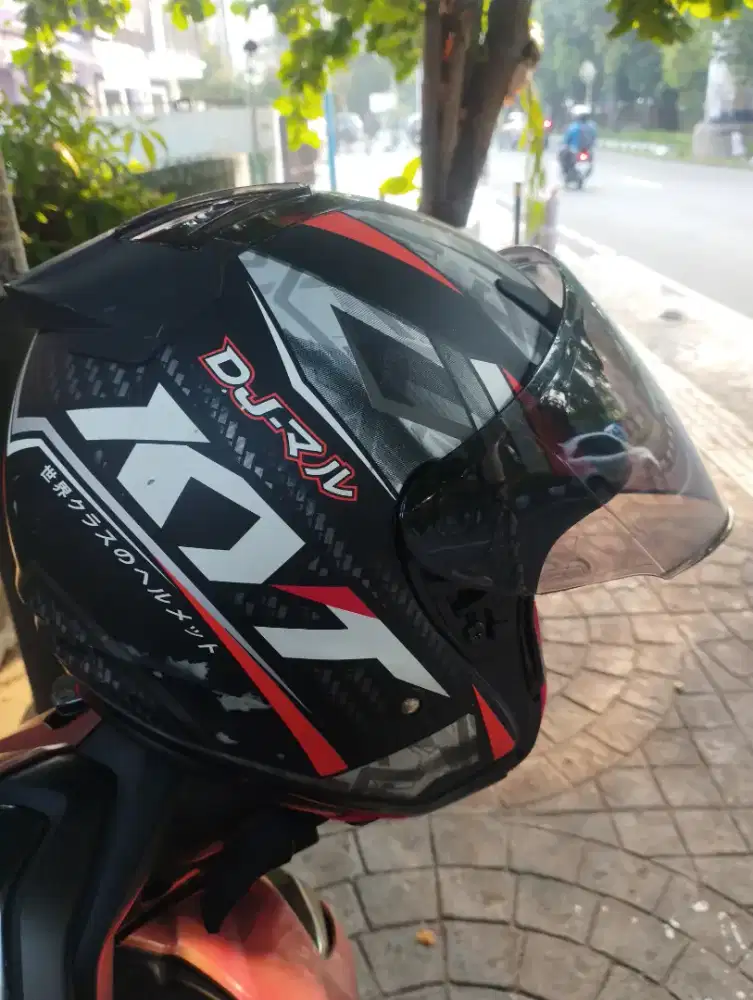 Helm KYT DJ maru motif