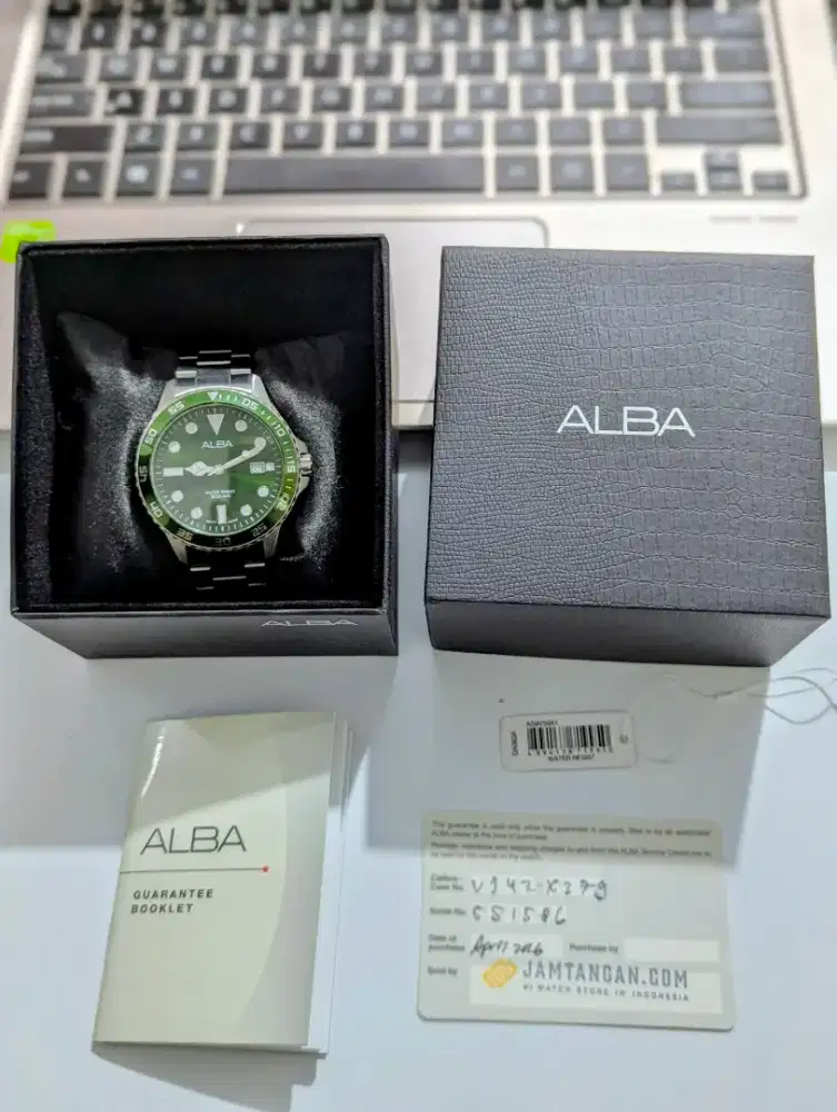 Alba Active Diver Style Watch