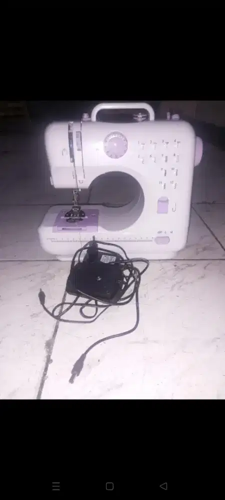Di jual mesin jahit mini portabel nominus normal mines pemakaian aja