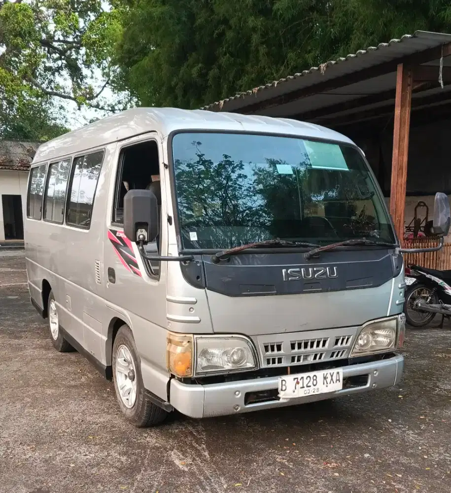 Isuzu Elf Minibus Short 2016 NHR 55 AC