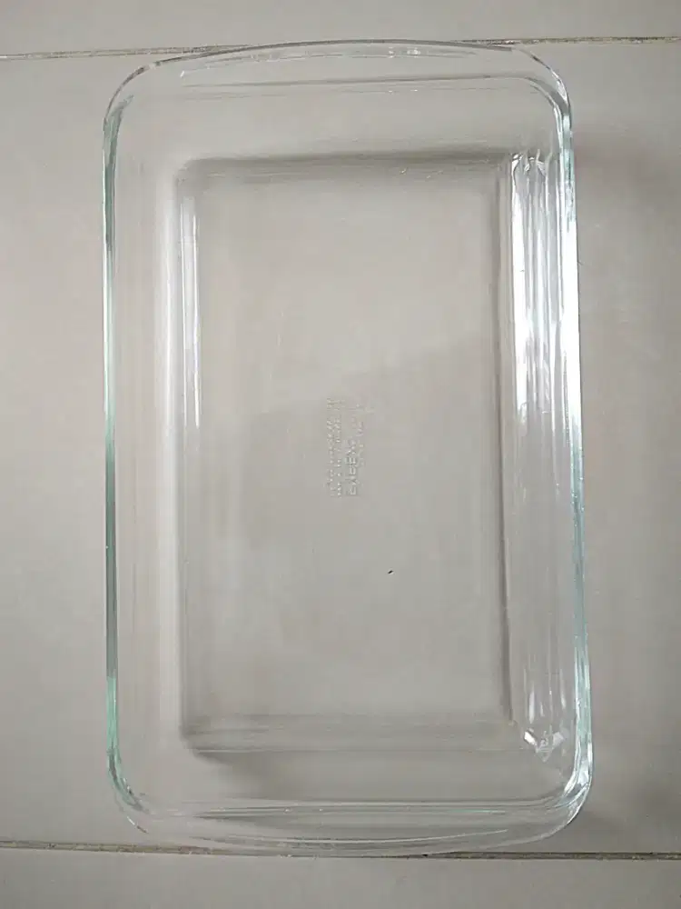Mangkok casserole Pyrex
