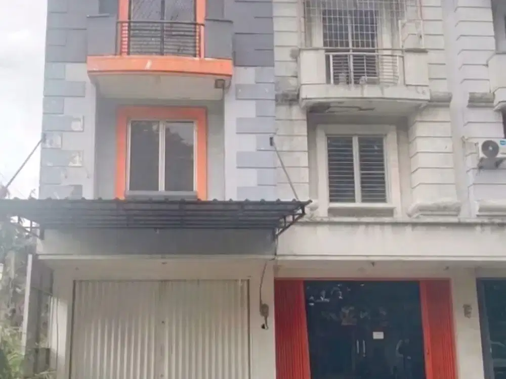 Ruko 3 Lantai SHGB Di Harapan Indah Bekasi – Harga Nego Halus