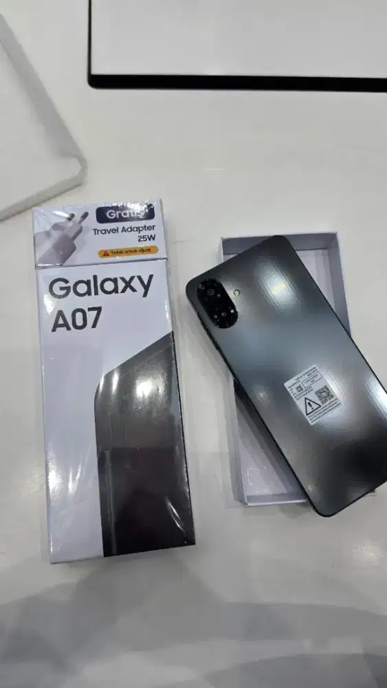 SAMSUNG GALAXY 1 JUTAAN