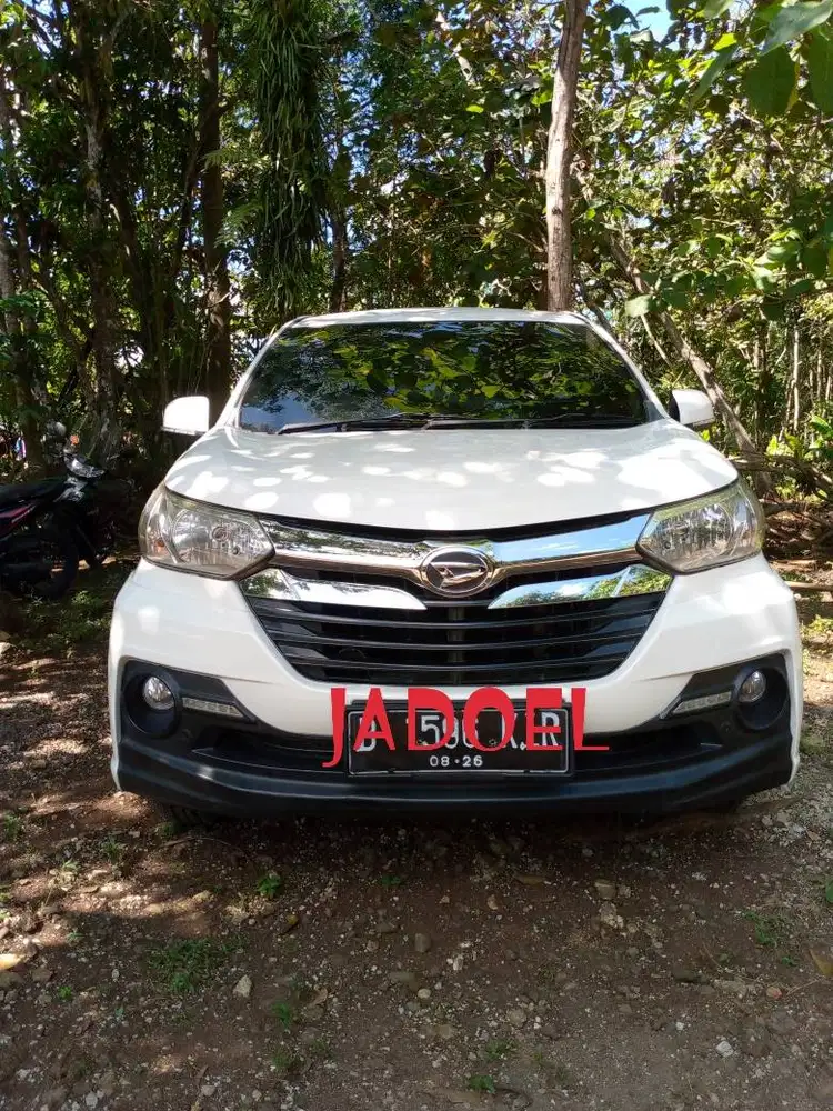 Daihatsu Xenia R sporty matic tahun 2016