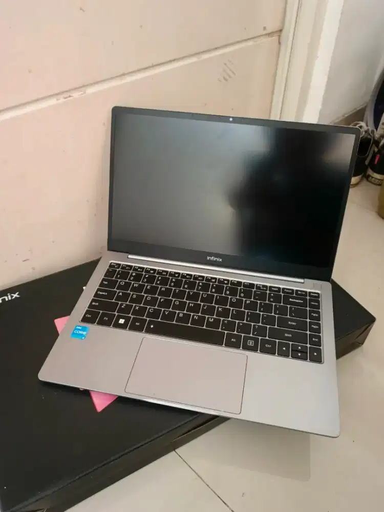 Infinix InBook X2 2025