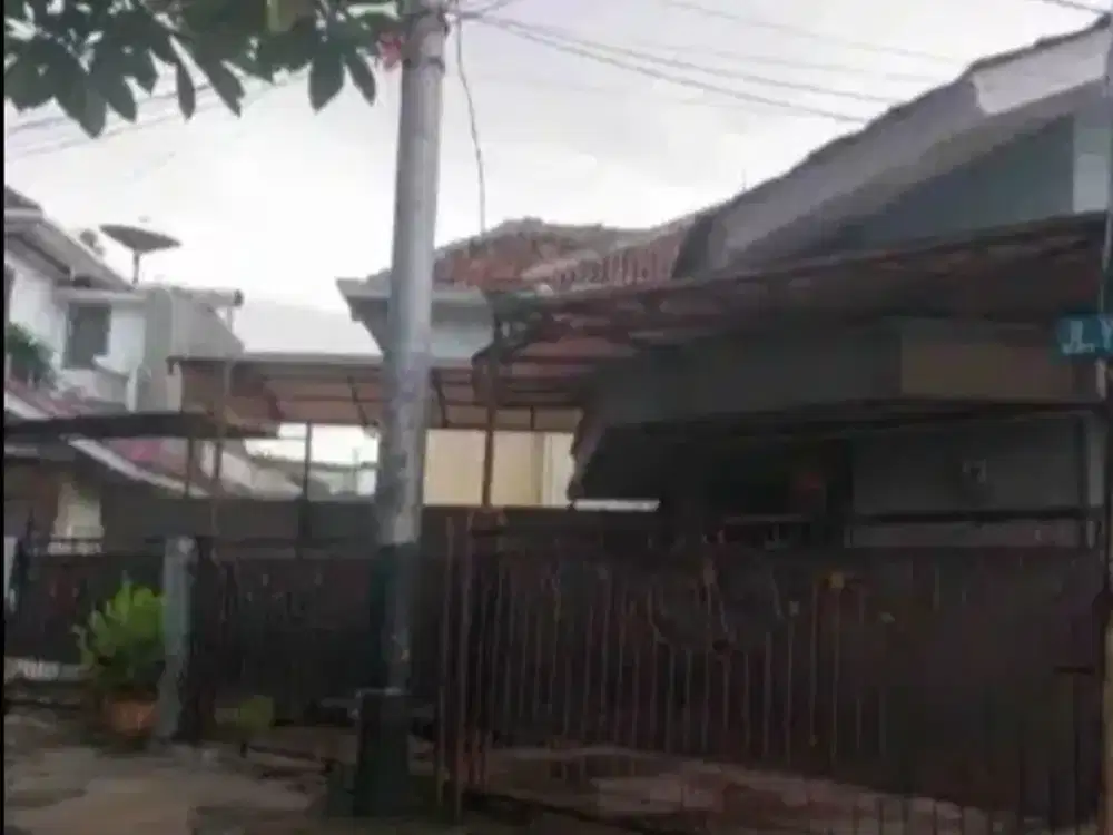 TANAH DI RADIO DALAM KEBAYORAN BARU DIJUAL MURAH BONUS BANGUNAN