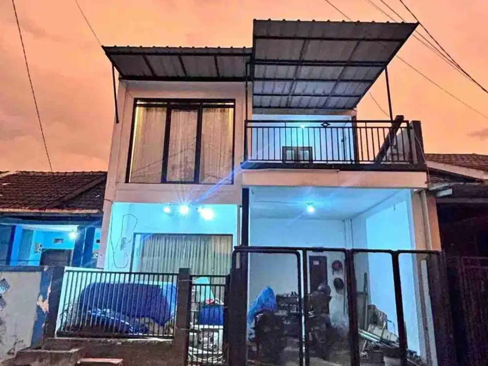 DIJUAL RUMAH 2 LANTAI DI PERMATA KOPO