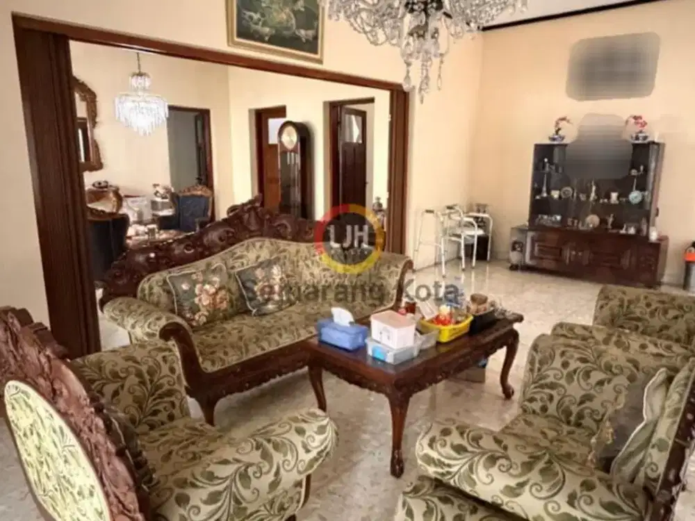 Rumah di jalan Gajahmada