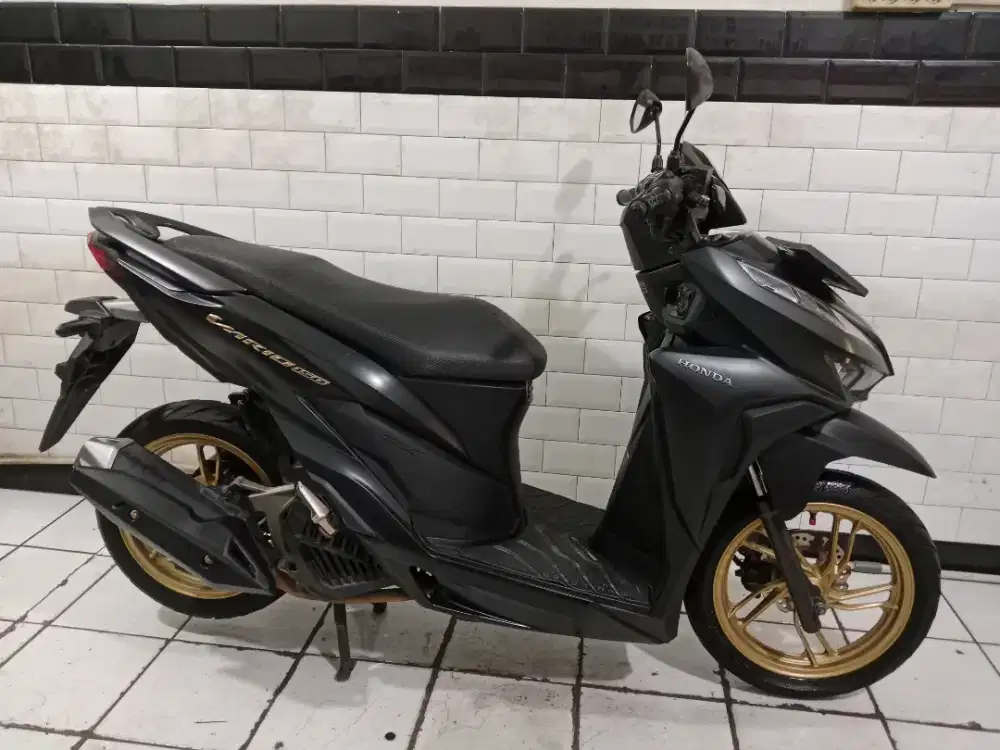 Vario led new 150 tahun 2021 cakep siap pakai