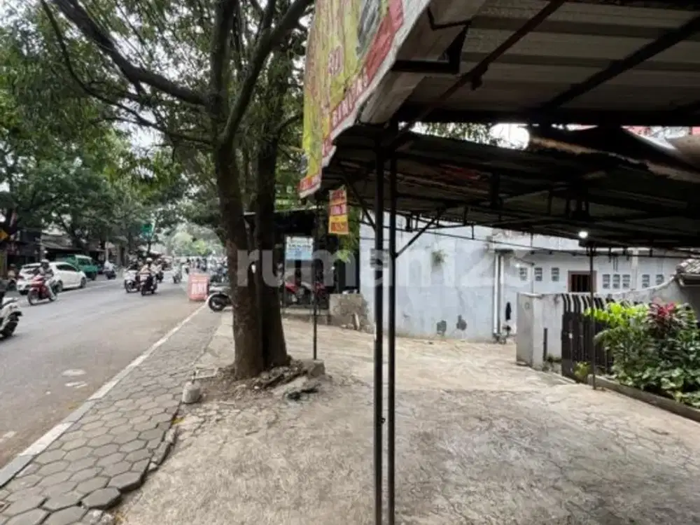 Rumah Main Road Surapati Dekat Universitas Widyatama