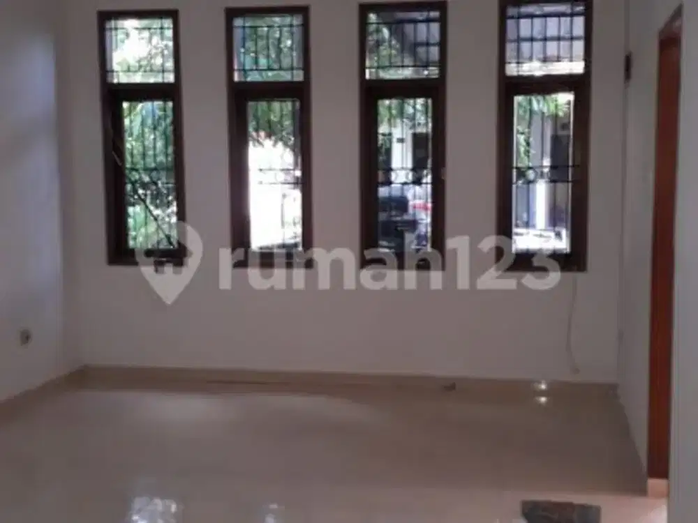 RUMAH SIAP HUNI DALAM CLUSTER