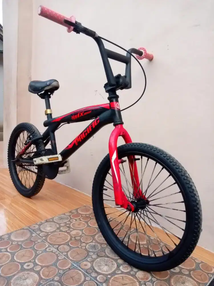 Sepeda BMX PACIFIC 20