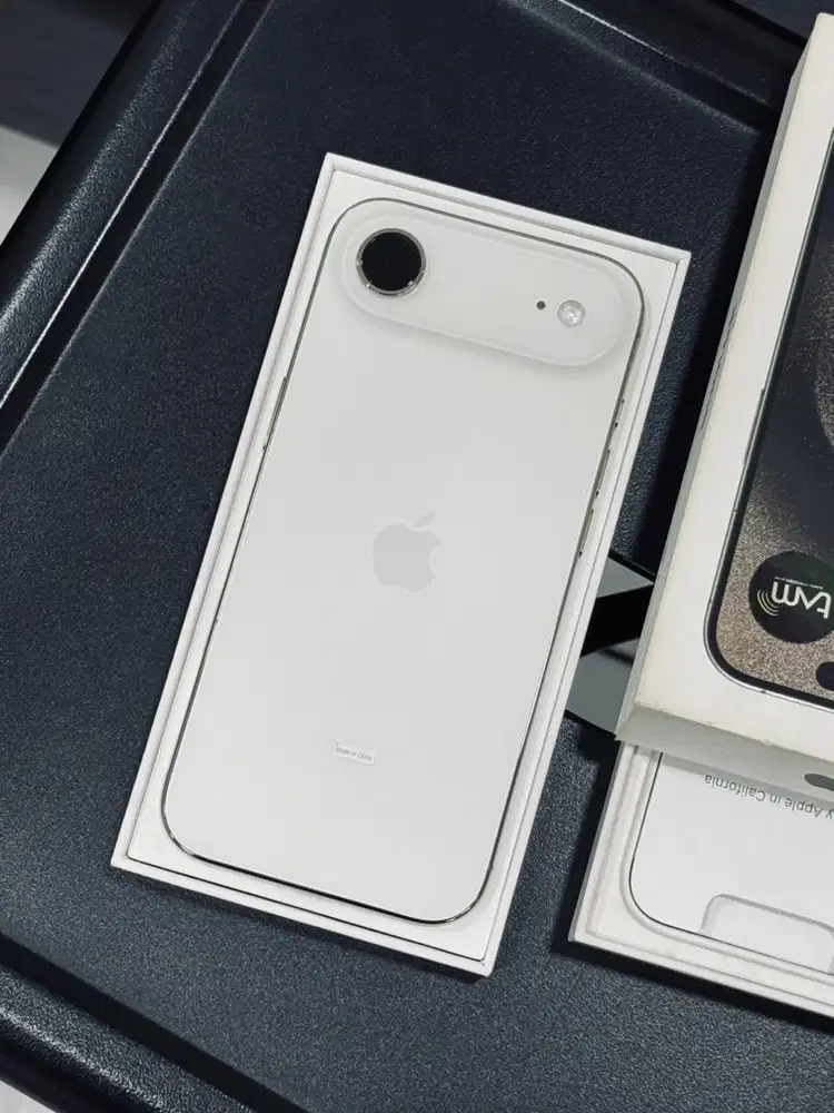 iPhone 17 Air 256GB Second Garansi Resmi