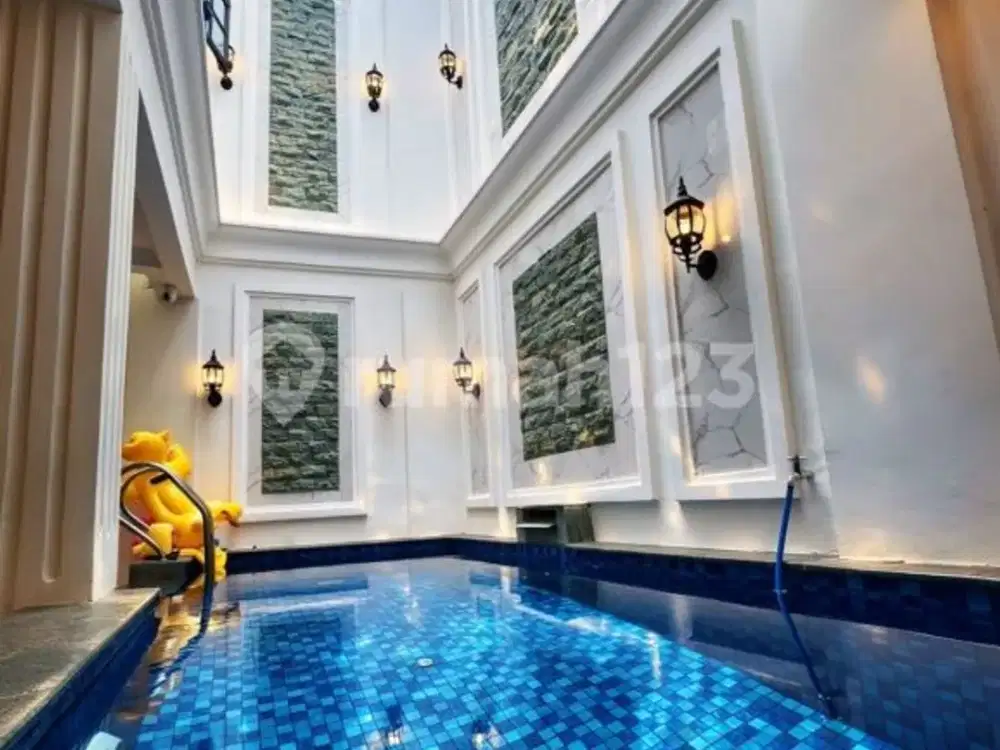 Rumah Lux Semi Furnish Kualitas Premium
