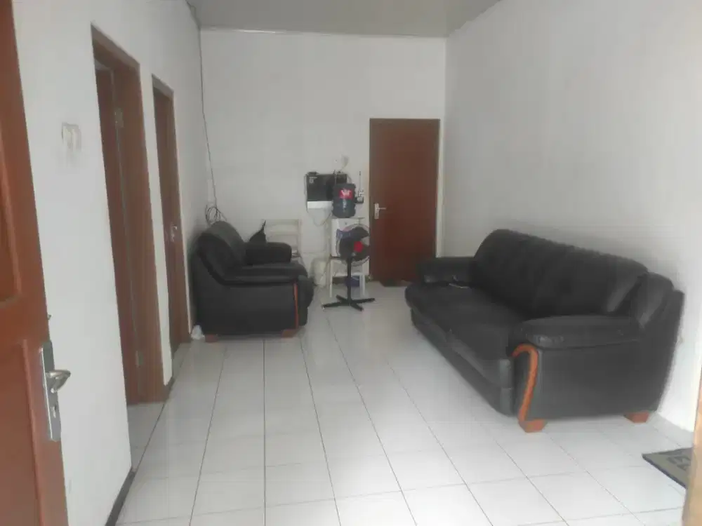 Rumah kost di Jalan Cempedak