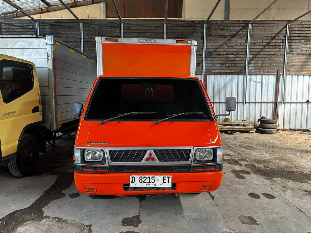 MITSUBISHI L300 2.5 BOX 2015