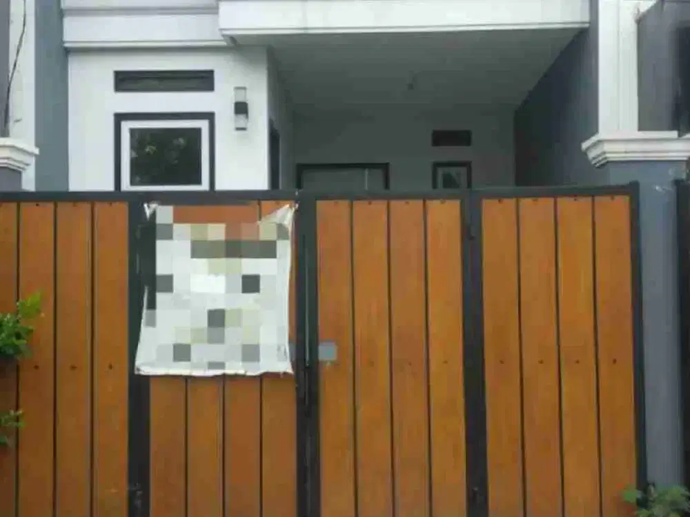 DiJual Cepat BU Rumah Minimalis Terawat Siap Huni Karang Empat Surabaya.