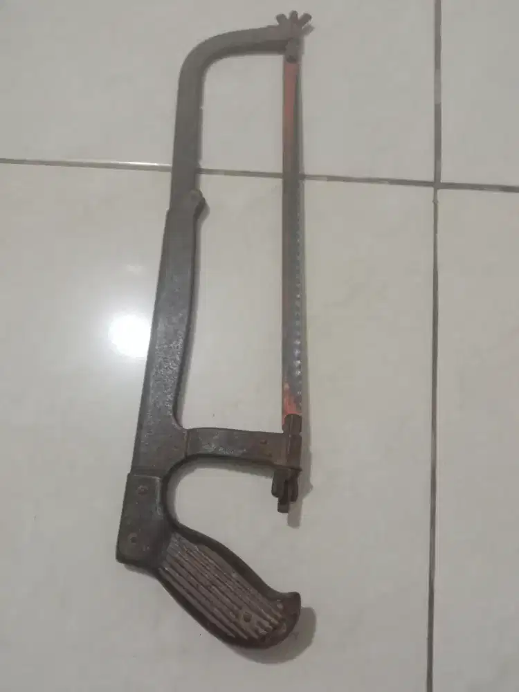 Gergaji Besi Kokoh Murah