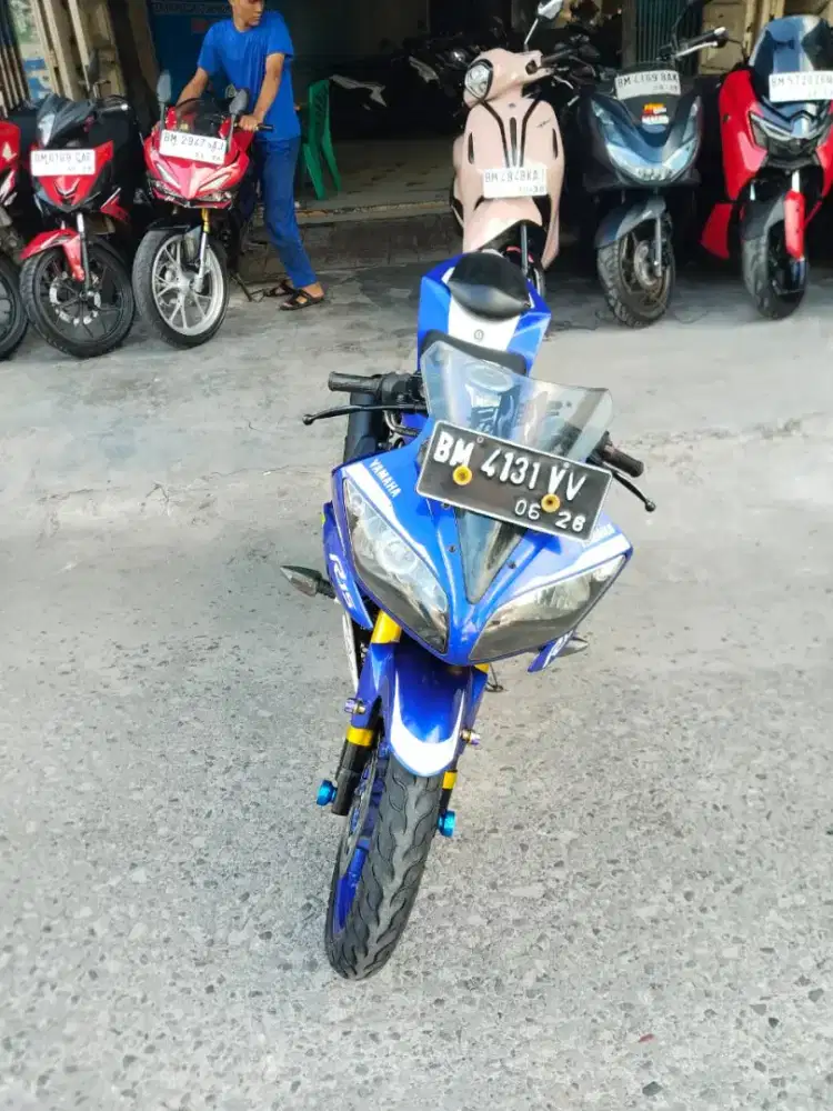 Dijual cepat Yamaha R 15 V2 tahun 2016