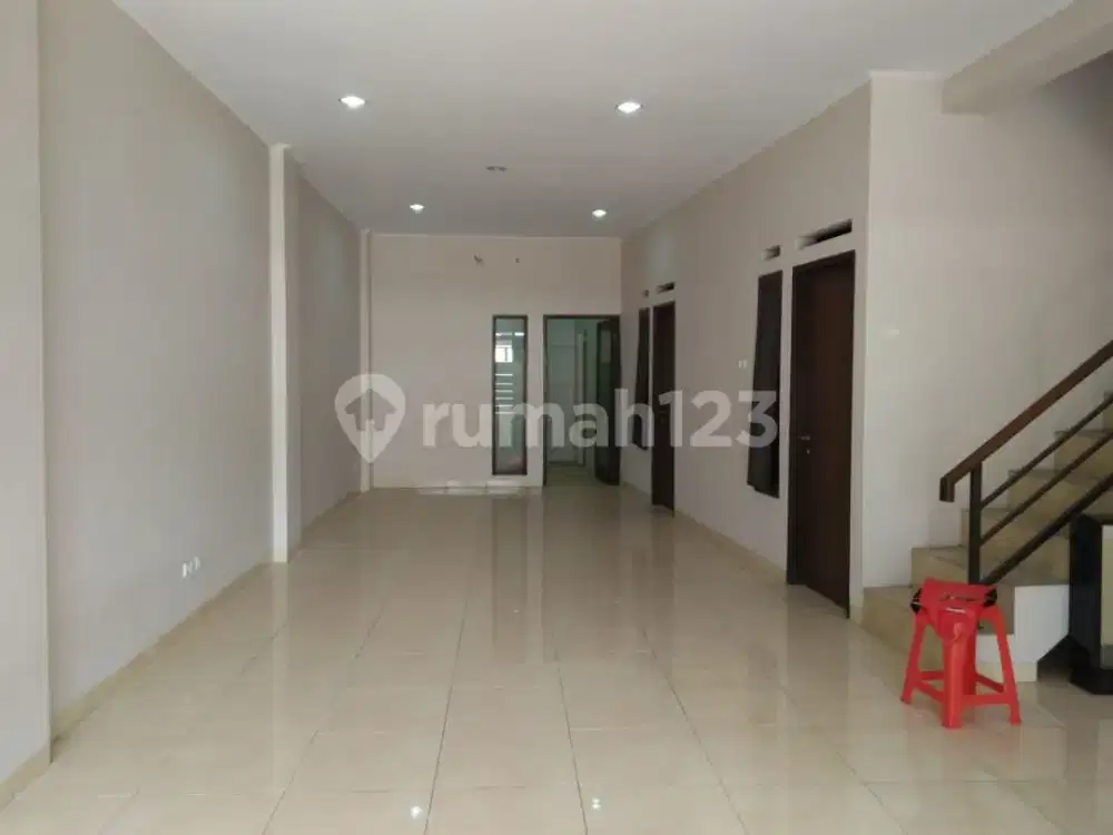 Keren Rumah Bagus 2,5 Lantai Tengah Kota Cicendo Bandung