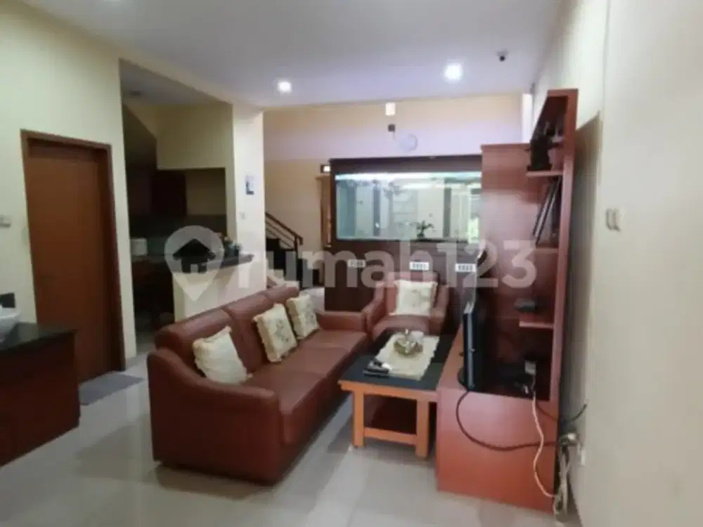 Jual Cepat Rumah Hdp Timur Semi Furnish