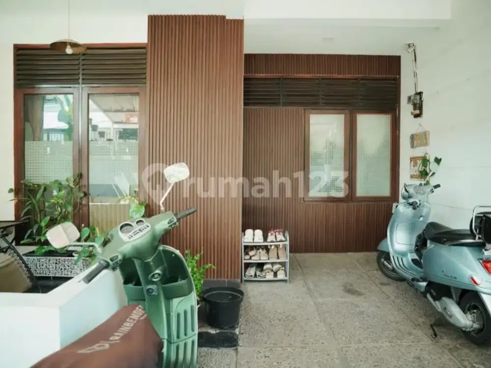 Rumah Asri Semi Furnish Harga Menawan Pusat Kota Buahbatu Bandung